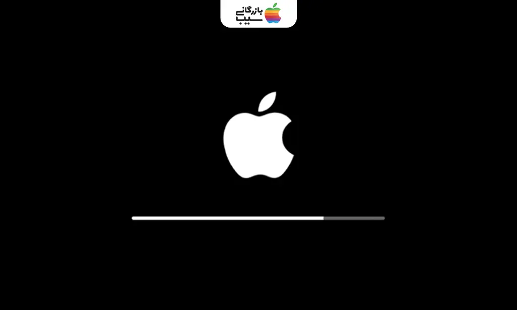 آیفون در حال راه‌اندازی مجدد پس از نصب iOS 26 