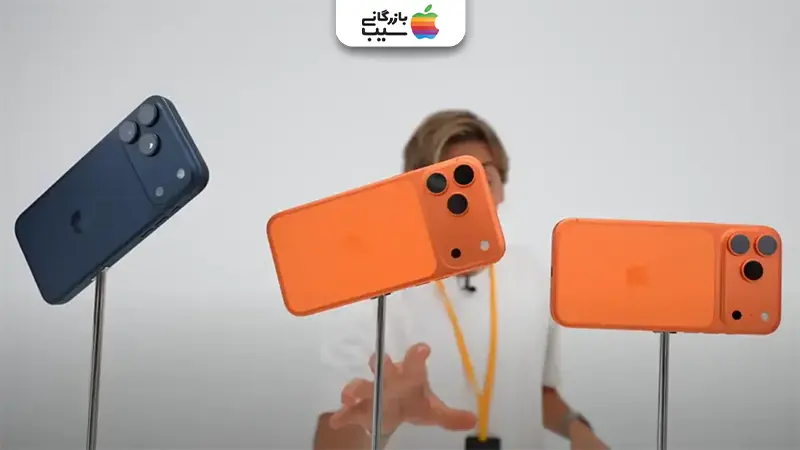 شبکه‌ای از آیکون‌های متصل وای‌فای ۷، بلوتوث ۶، GPS L5 و UWB، با سیگنال‌های قوی‌تر برای ۱۷ پرو مکس در مقابل ۱۳.