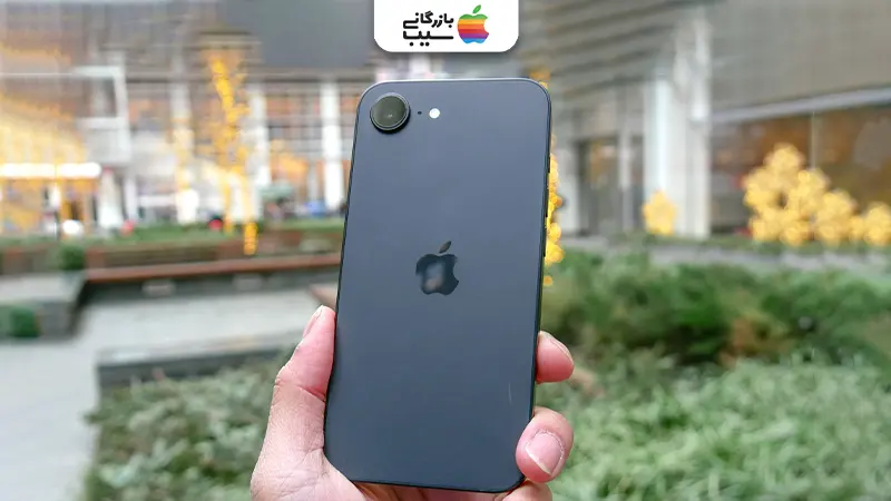 تصویری جهت مقایسه سنسورها و ارتباطات در آیفون 17 با آیفون 16E