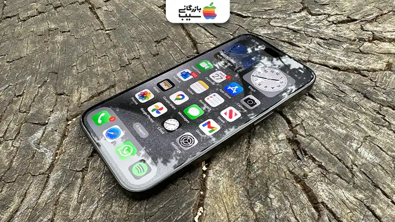 تصویری جهت مقایسه اطلاعات پایه و اساسی آیفون ایر با آیفون ۱۶E