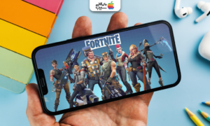 اجرای بازی فورتنایت روی نمایشگر آیفون و نمایش شخصیت‌های مختلف بازی